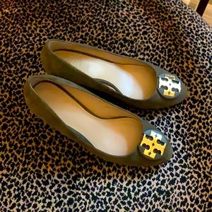Tory Burch Olive Suede Round Toe Wedge